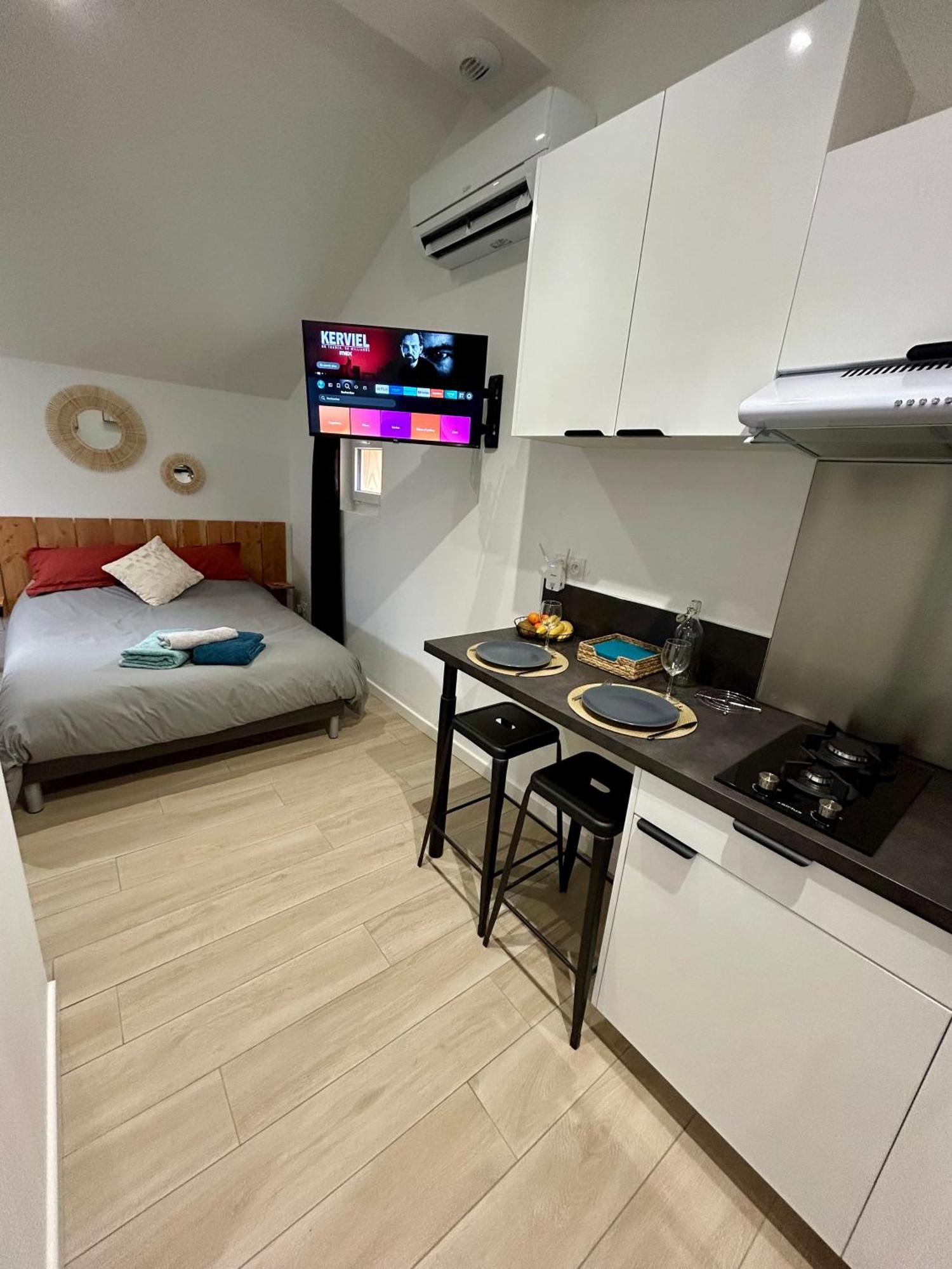 Tiny House De Charme Toute Equipee Le Pian-Medoc Екстер'єр фото